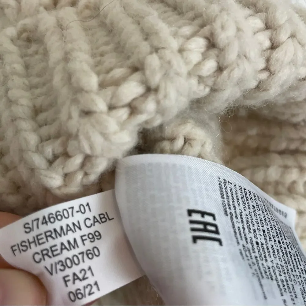 Banana Republic stay warm